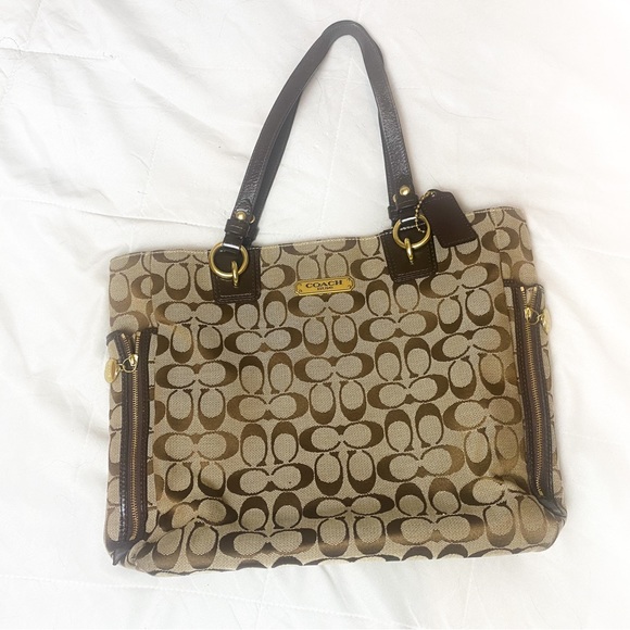 Coach Handbags - Coach Tote Bag